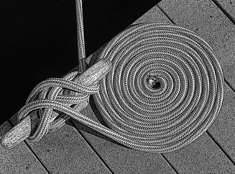 43 - rope coil on dock - YORK Don - united states of america.jpg